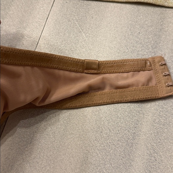 PINK Victoria's Secret Strapless Push Up Bra in Tan - Picture 7 of 8
